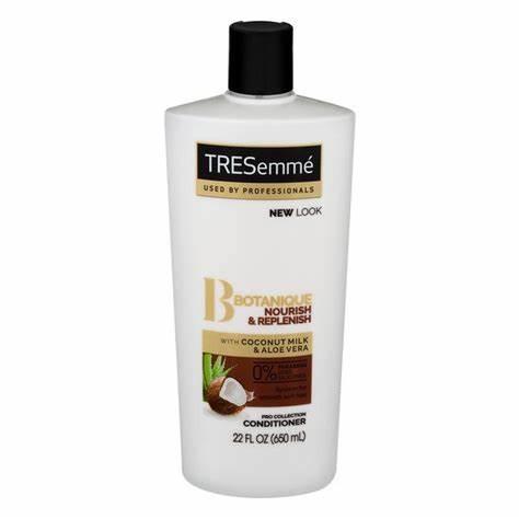 TRESemme botanique Nourish & replinsh- coconut milk and Aloe vera Conditioner 700ml